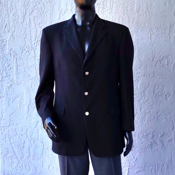 Burberry Iconic Men's (3) Button Ultra-Luxury Classic Blazer - Picture 11 of 17